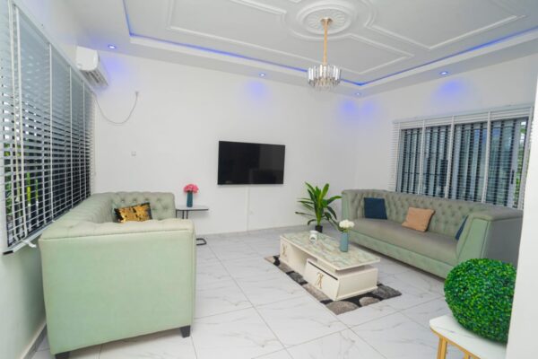 Dieudonne – First Floor Apartment - Image 2