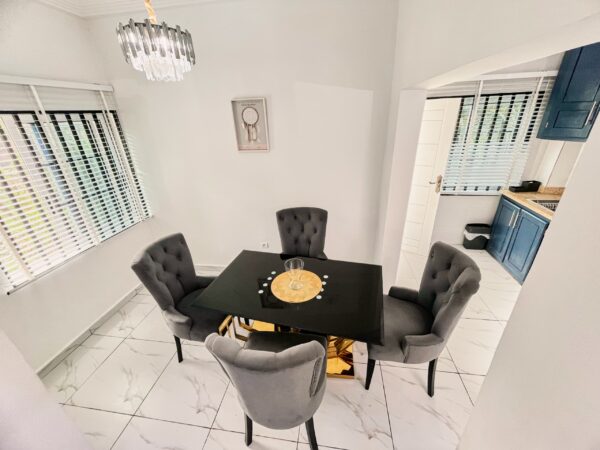 Glenn – First Floor Studio - Image 3