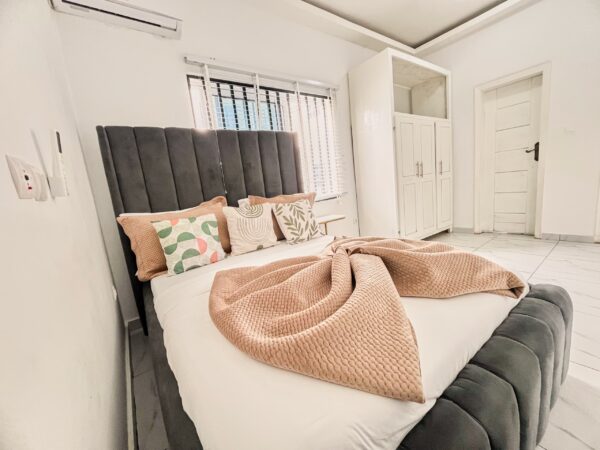 Glenn – First Floor Studio - Image 5