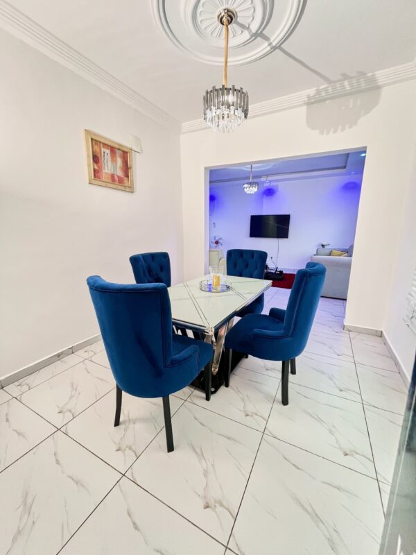 Maureen – Second Floor Apartment - Image 4