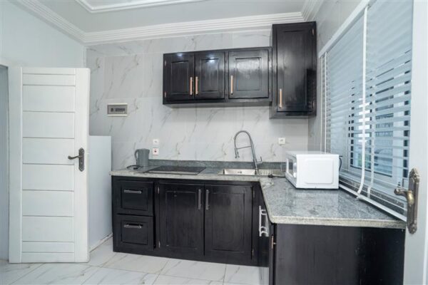 Thaddeus – Third Floor Apartment - Image 6