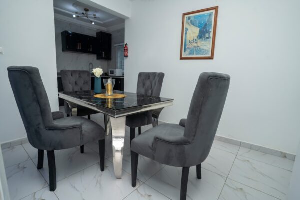 Thaddeus – Third Floor Apartment - Image 3