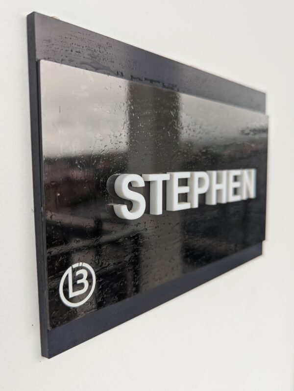 Stephen-Fourth floor/ roof top/ penthouse studio
